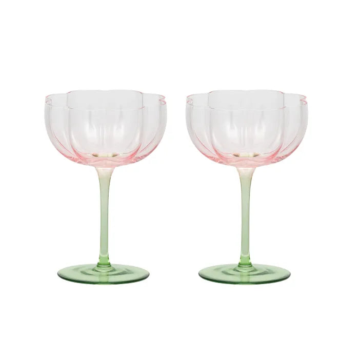 http://cocodune.com.au/cdn/shop/files/tulipvases_1200x1200.webp?v=1691332244