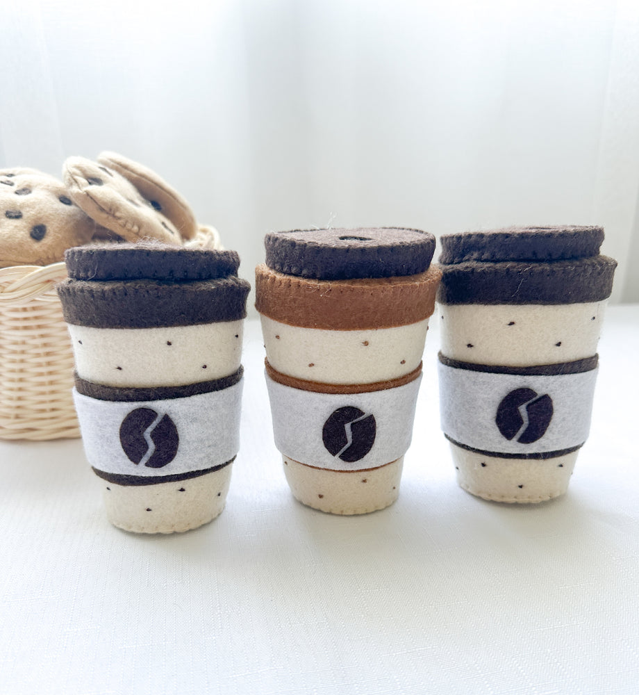 Three felt coffee cups mocha latte basket chocolate chip cookies pretend play