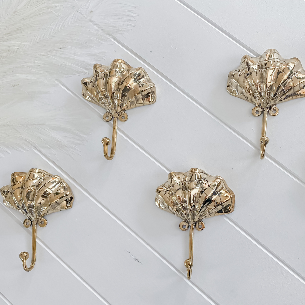 Shell Hook | Brass - Luna – Coco Dune